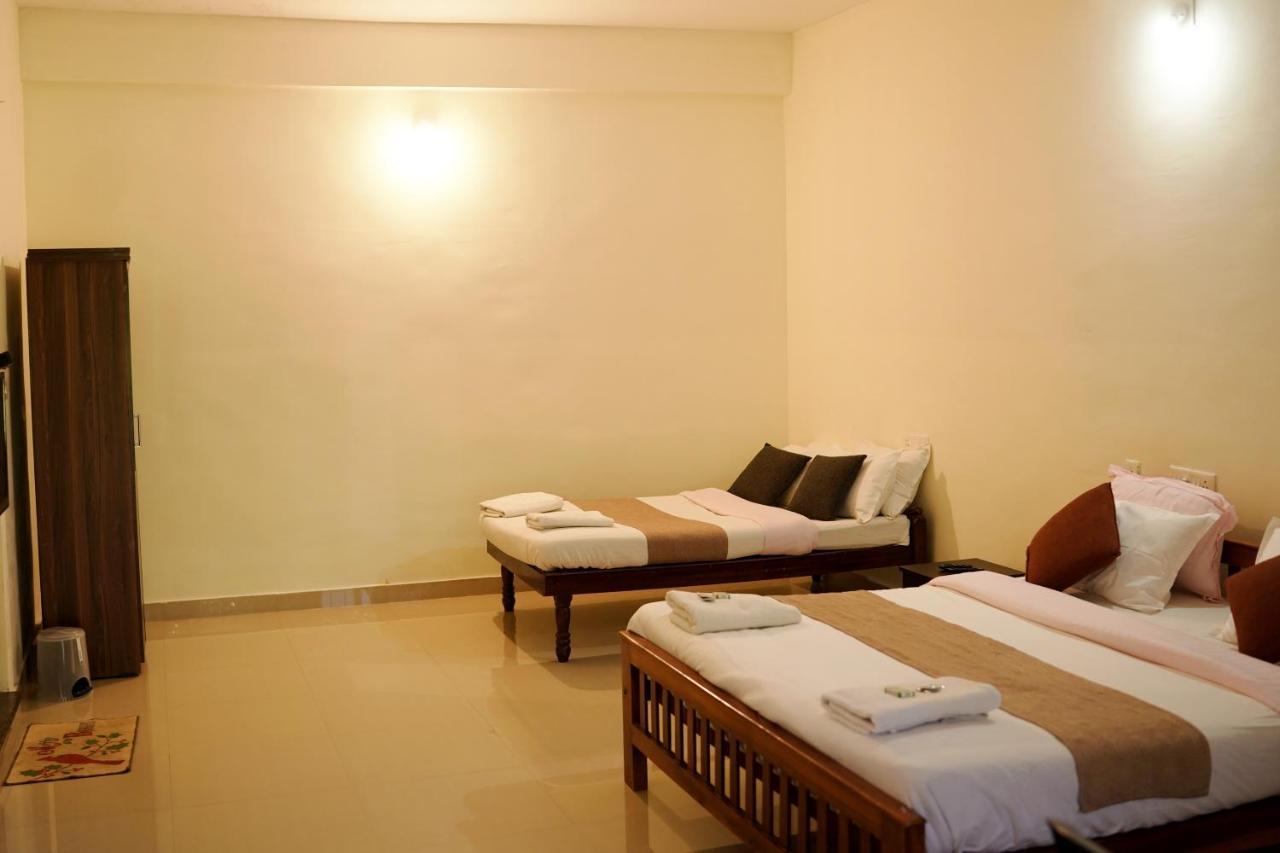 Wayanad Royal Stream Bed & Breakfast Kalpetta Bagian luar foto