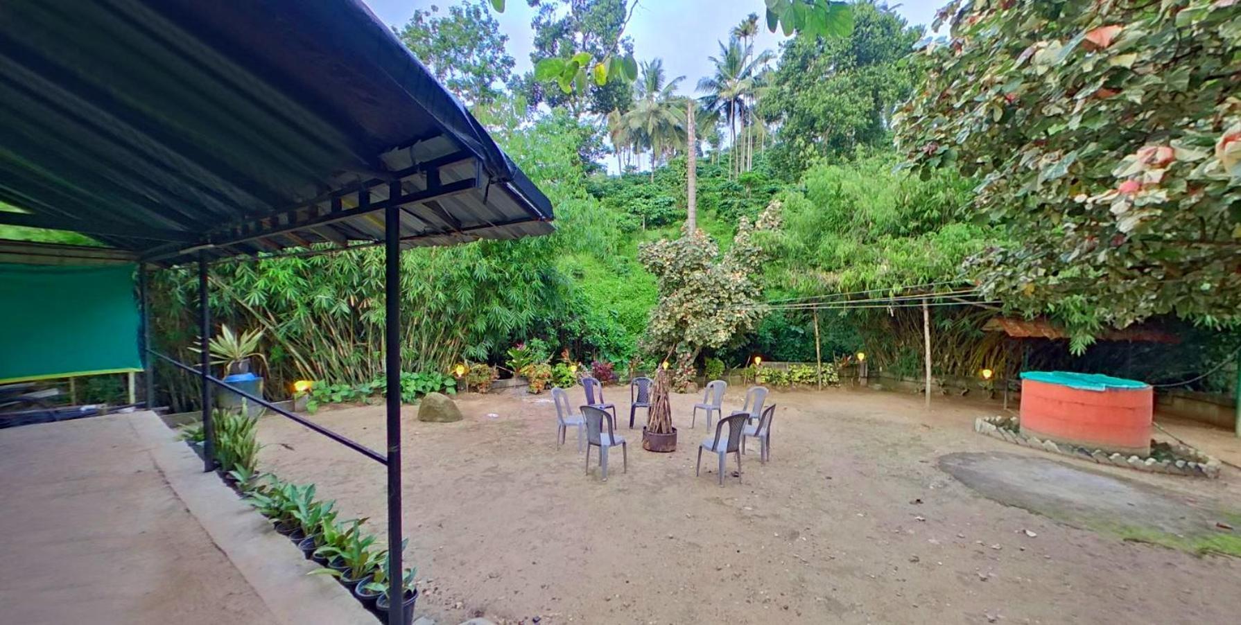 Wayanad Royal Stream Bed & Breakfast Kalpetta Bagian luar foto